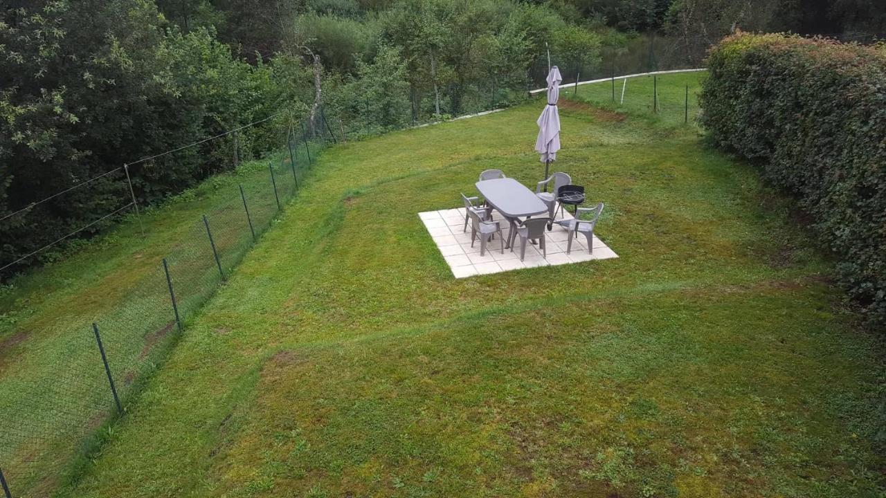 Gite au coin de la petite chapelle gitesdes2vallees Cornimont Extérieur photo